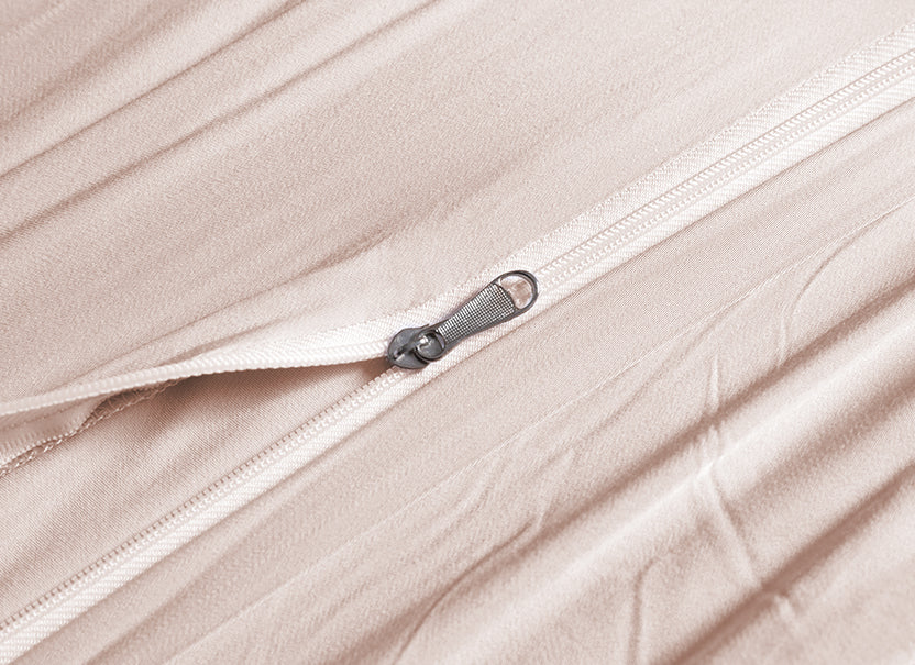 NUGGAL Pet Hair-Resistant Bamboo Duvet Cover – Eco-Friendly Comfort for Pet Owners