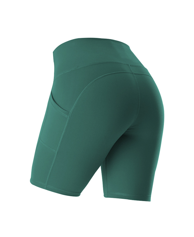 NUGGAL Pet Hair Resistant Tech 5" Shorts with Side Pockets