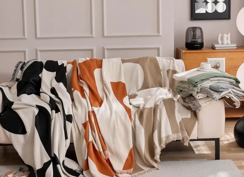 NUGGAL Modern Minimalist Luxury Anti-Scratch Sofa Cover for Pet Family
