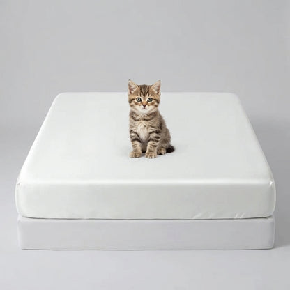 NUGGAL Pet Hair-Resistant Bamboo Fitted Sheet – Soft, Sustainable, and Pet-Friendly Comfort