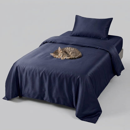NUGGAL Pet Hair-Resistant Bamboo Duvet Cover – Eco-Friendly Comfort for Pet Owners