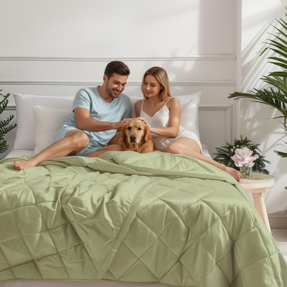 NUGGAL Pet Hair Repellent Cooling Comforter Mint Cream