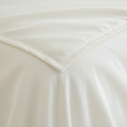 NUGGAL Pet Hair Repellent Cooling Comforter