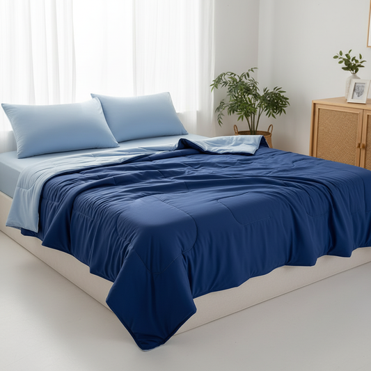 Couette rafraîchissante anti-poils d'animaux NUGGAL Midnight Sapphire