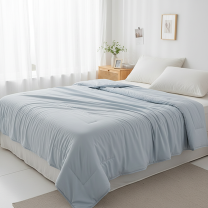 NUGGAL Pet Hair Repellent Cooling Comforter Skyline Grey