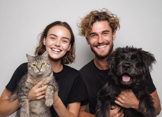 NUGGAL Unisex Pet Hair Resistant Tech T-shirt Classic Black