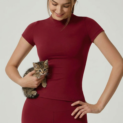 NUGGAL Pet Hair Resistant Ultra-Firming Quick-Dry Active Slim Tee